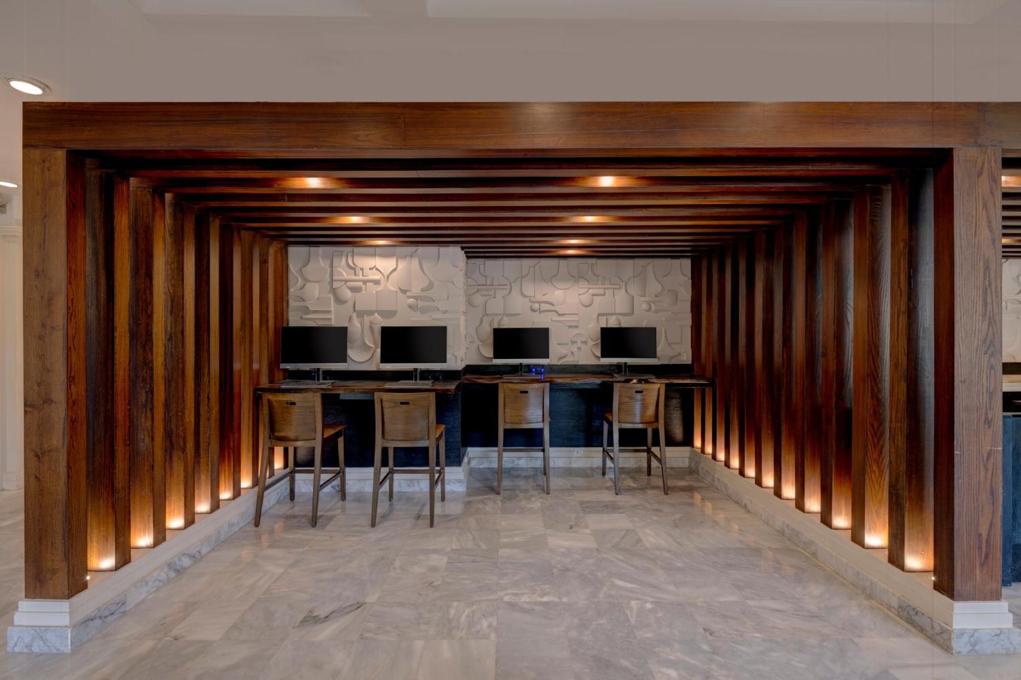 Karachi Marriott Hotel Dış mekan fotoğraf